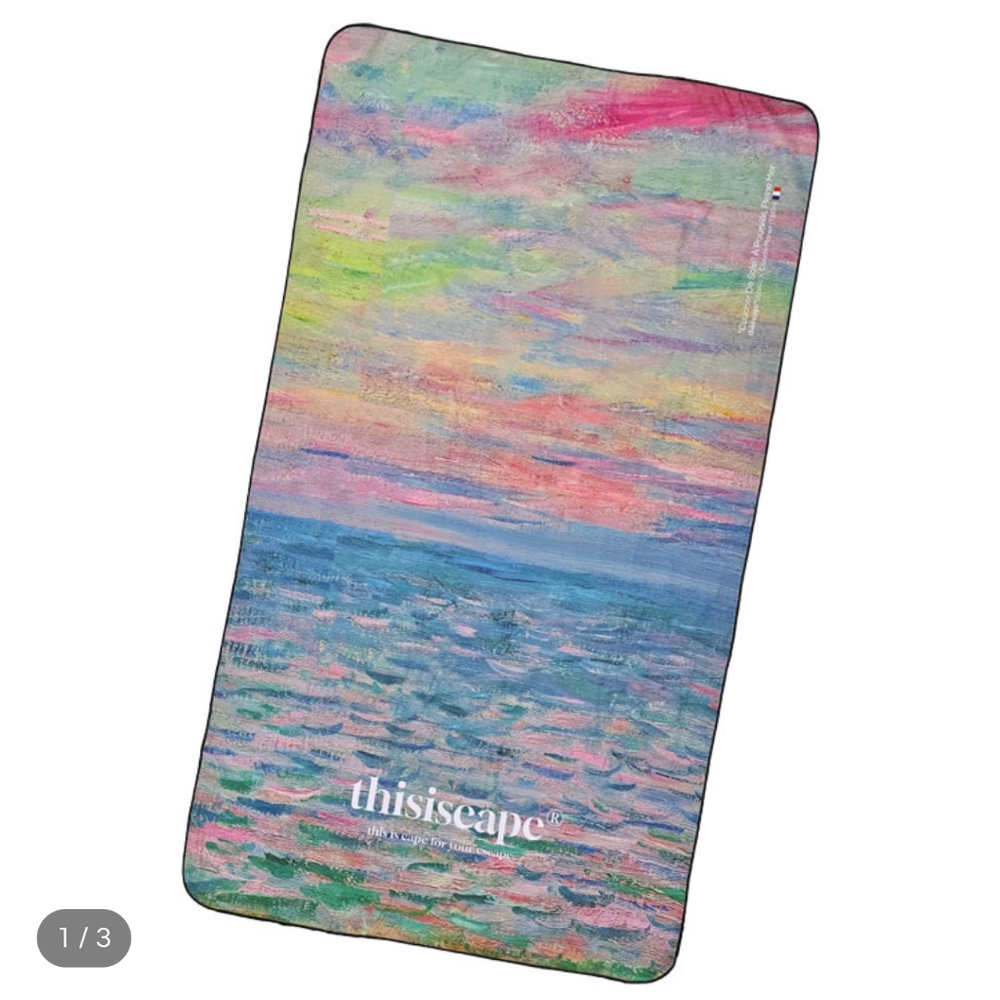 NWOT Thisiscape® Classic Claude Monet Beach Towel